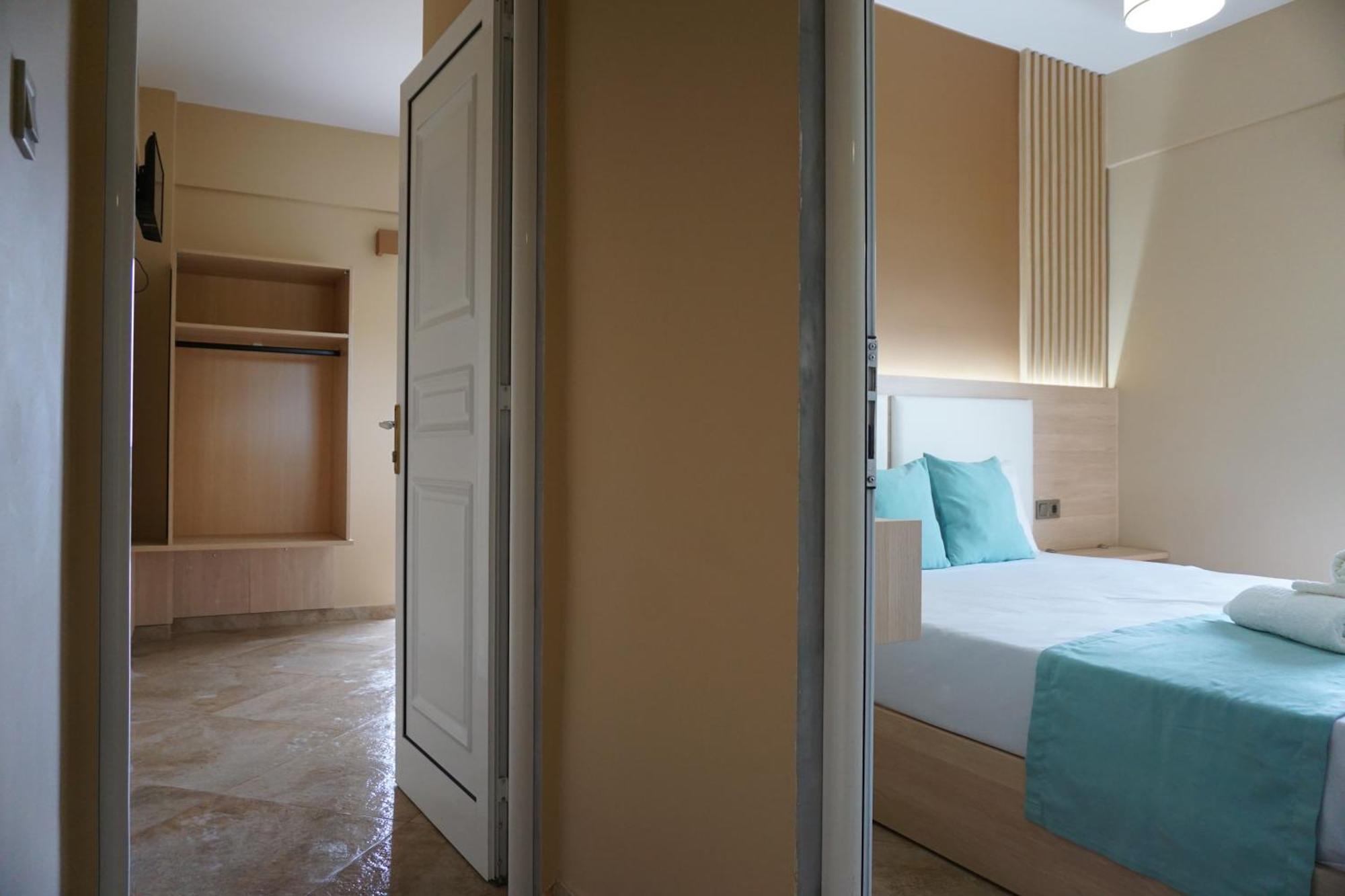 Aparthotel House Michalis Sarti Exterior foto